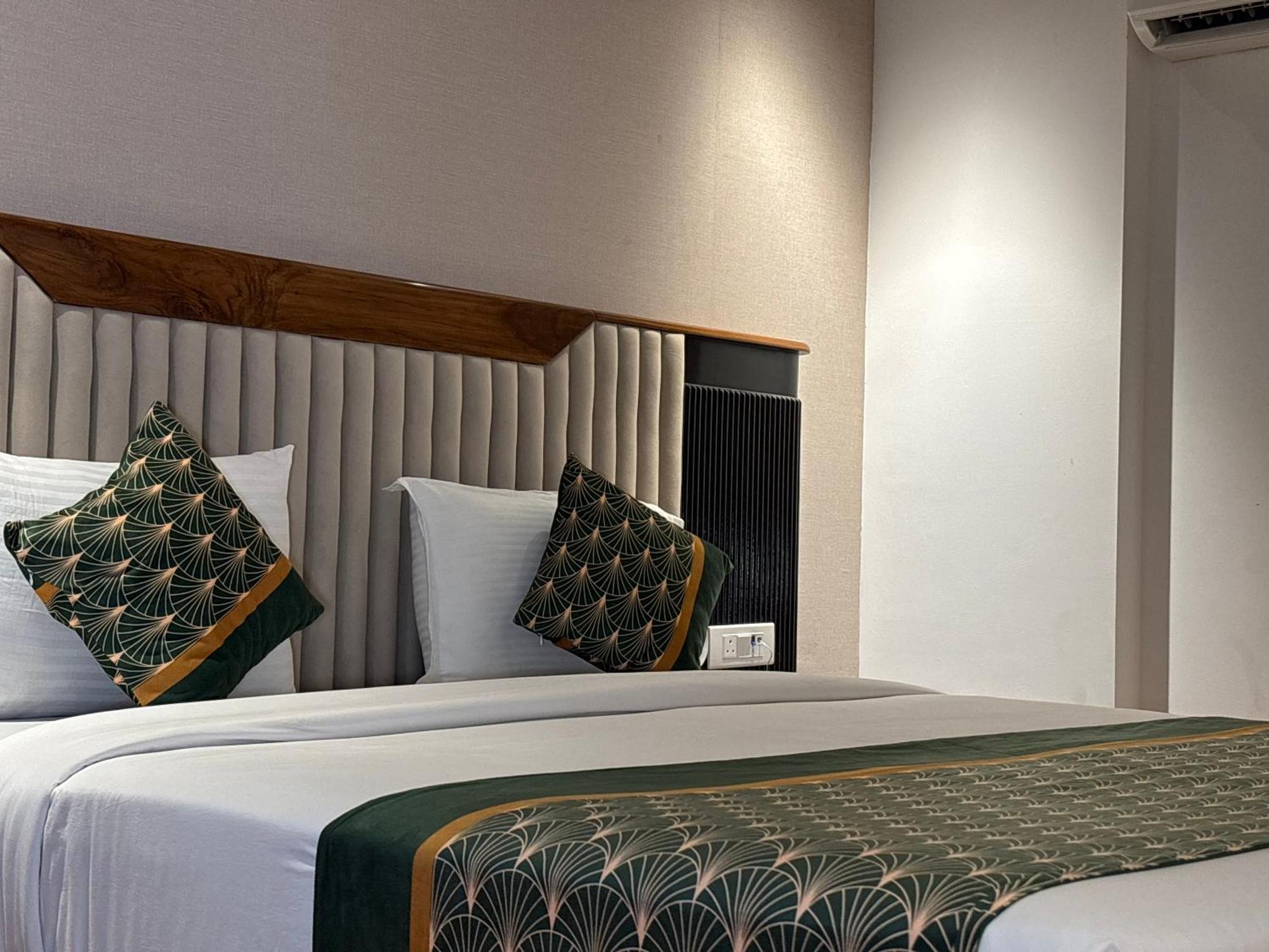 ניו דלהי Hotel Arch The Lohias מראה חיצוני תמונה